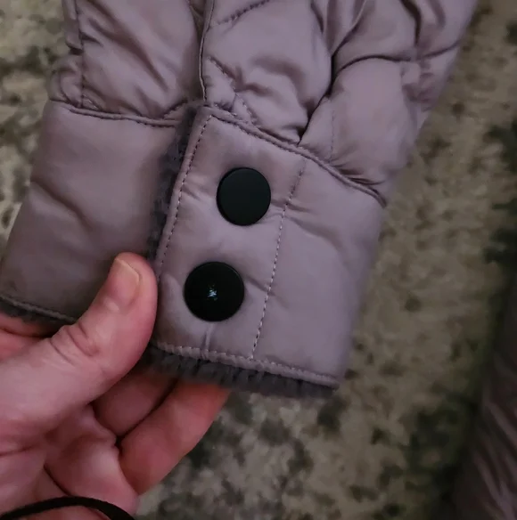 North Face Quilted Coat - Picture 6 of 11